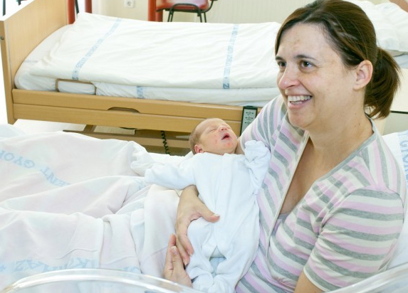 Az új esztendő első fehérvári babája Árgyelán Gitta, Az új esztendő első fehérvári babája