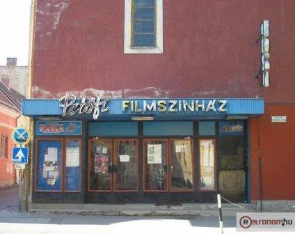 Fabuláék a Petőfiben