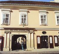 Kis esti disputa