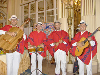 Los Andinos a ligetben