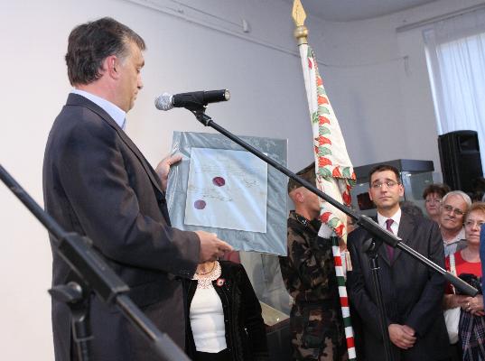Orbán Viktor ajándéka