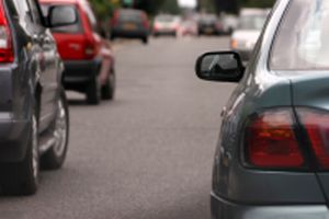 Változik a kresz, ügyeljünk rá! autók
