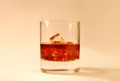 A férfi ittasan zaklatta a családját alkohol