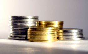 Bankot vált a Fejér Megyei Önkormányzat 