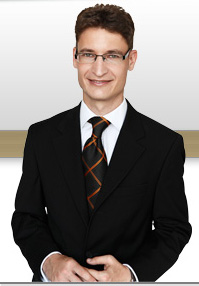 dr. Cser-Palkovics András