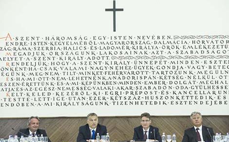 Orbán Viktor és Cser-Palkovics András székesfehérvári polgármester a kihelyezett kormányülésen