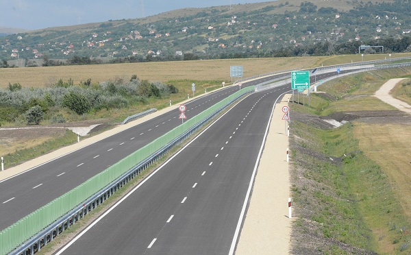 3,3 milliárd a déli összekötő út megépítésére