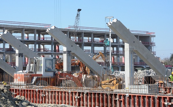 Csúszik az új fehérvári stadion átadása