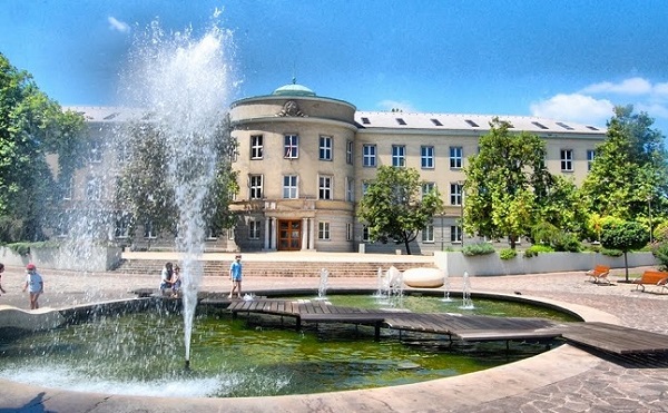 Megállapodást kötött a  MÁV és a Dunaújvárosi Egyetem