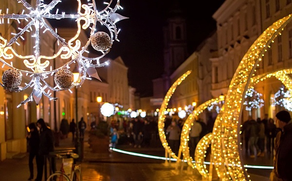 Fehérvári advent programsorozat december 24-ig