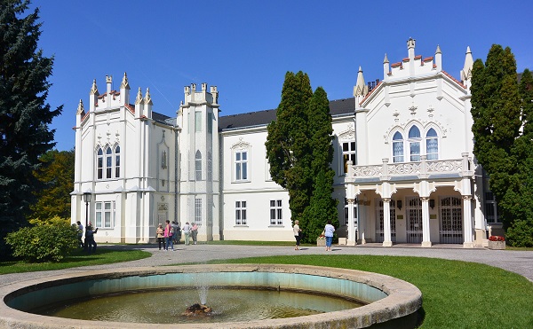 Átadták a megújult Beethoven Emlékmúzeumot Martonvásáron