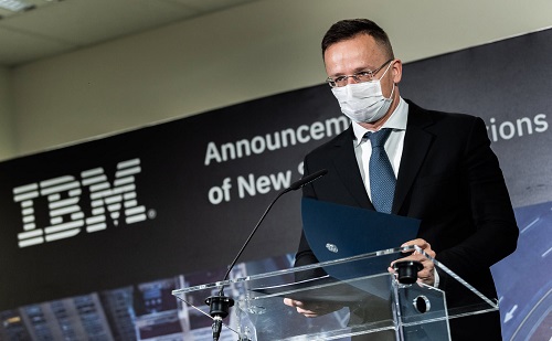 Új munkahelyek és milliárdos fejlesztés az IBM-nél