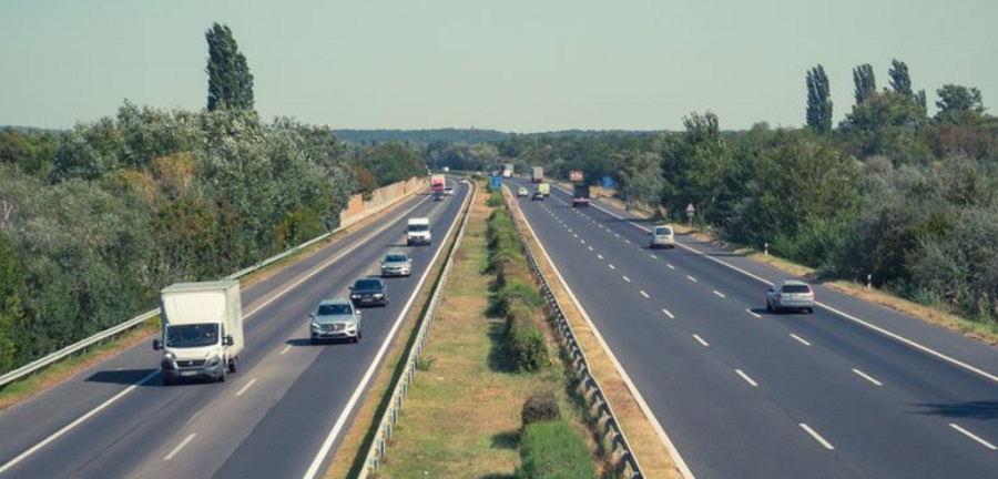 Kétszer háromsávosra bővül az M7-es autópálya mindkét irányban Székesfehérvárig